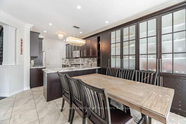 Photo 16 of 252 Bonnieglen Farm Boulevard, Caledon, Rural Caledon — HOMEH