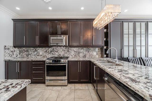 Photo 17 of 252 Bonnieglen Farm Boulevard, Caledon, Rural Caledon — HOMEH