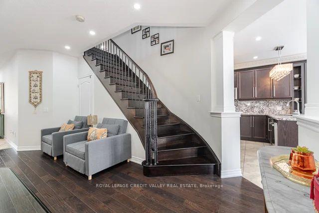 Photo 21 of 252 Bonnieglen Farm Boulevard, Caledon, Rural Caledon — HOMEH
