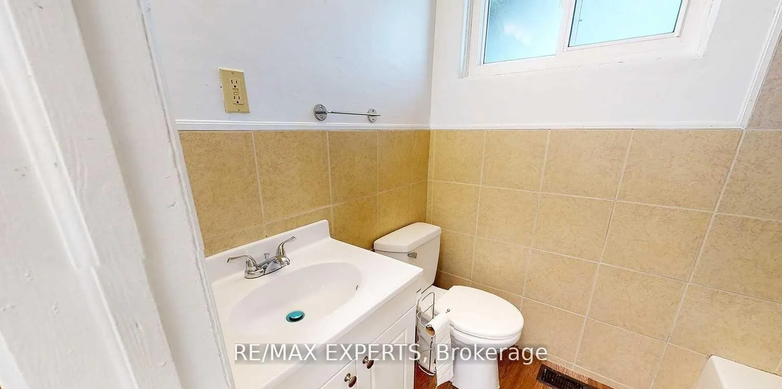 Photo 12 of 153 Ward Avenue, Hamilton, Ainslie Wood — HOMEH