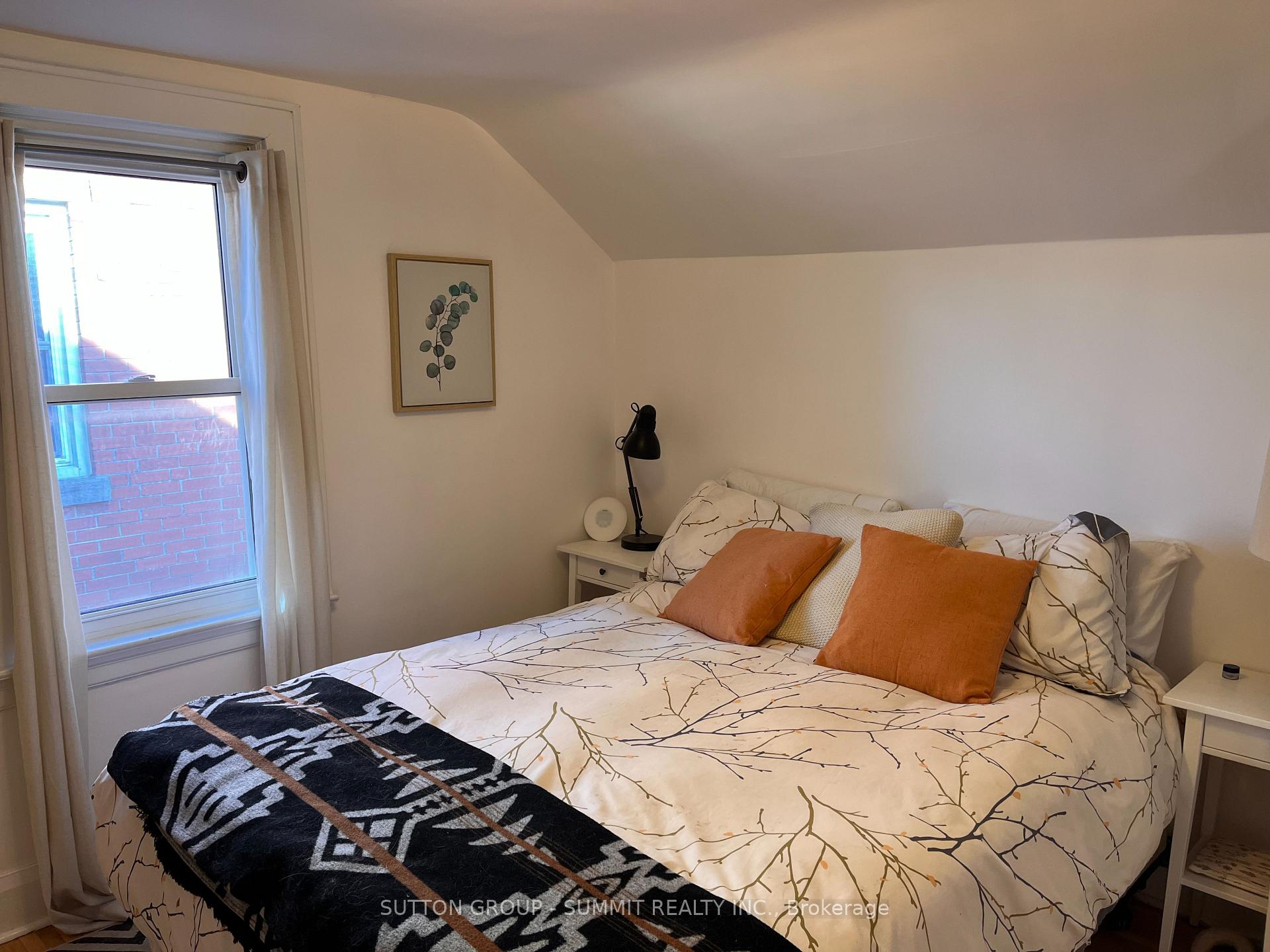 Photo 41 of 112 Devonshire Avenue, London, South G — HOMEH