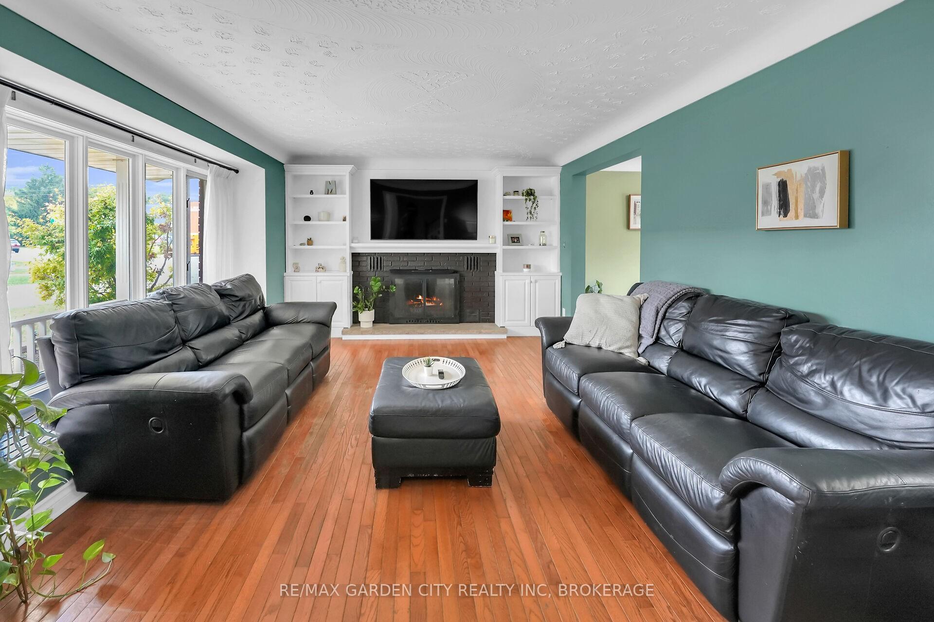 Photo 10 of 2 The Meadows Street, St. Catharines, Lakeport — HOMEH