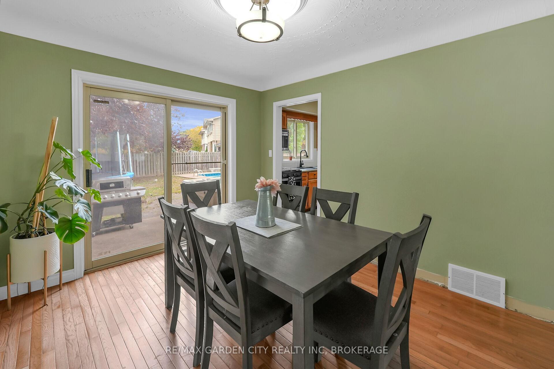Photo 14 of 2 The Meadows Street, St. Catharines, Lakeport — HOMEH