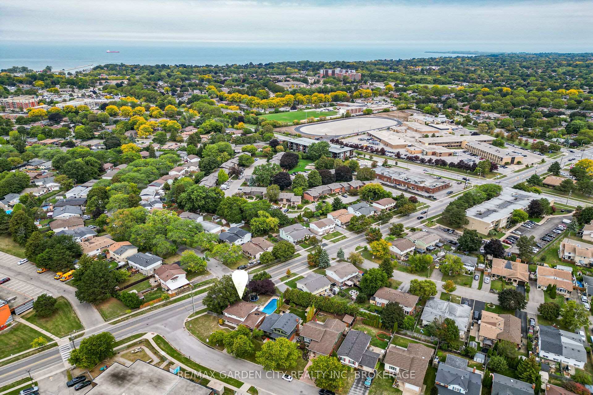 Photo 46 of 2 The Meadows Street, St. Catharines, Lakeport — HOMEH