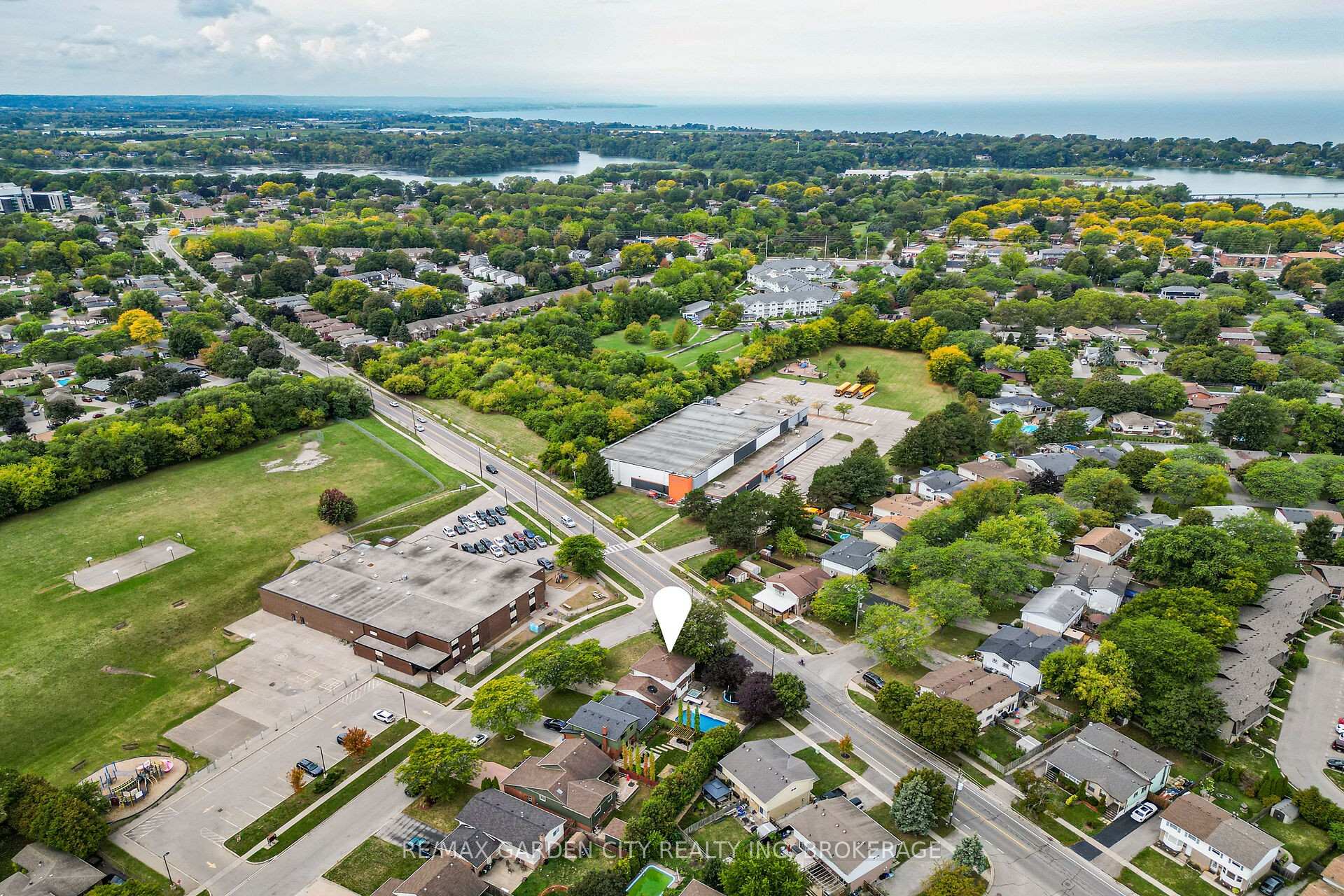 Photo 49 of 2 The Meadows Street, St. Catharines, Lakeport — HOMEH