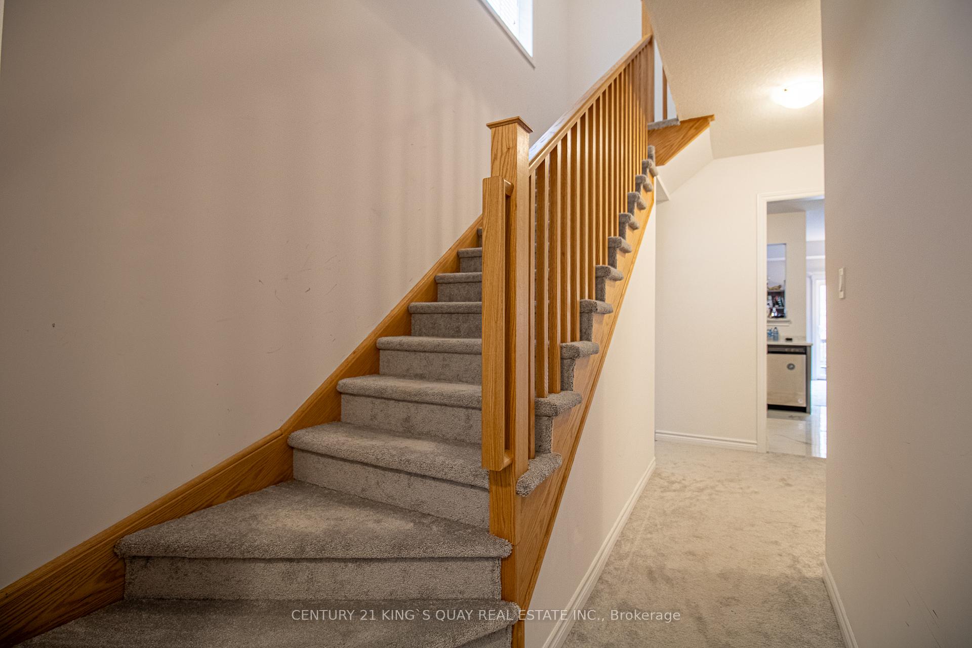 Photo 3 of 45 Elsegood Drive, Guelph, Village By The Arboretum — HOMEH