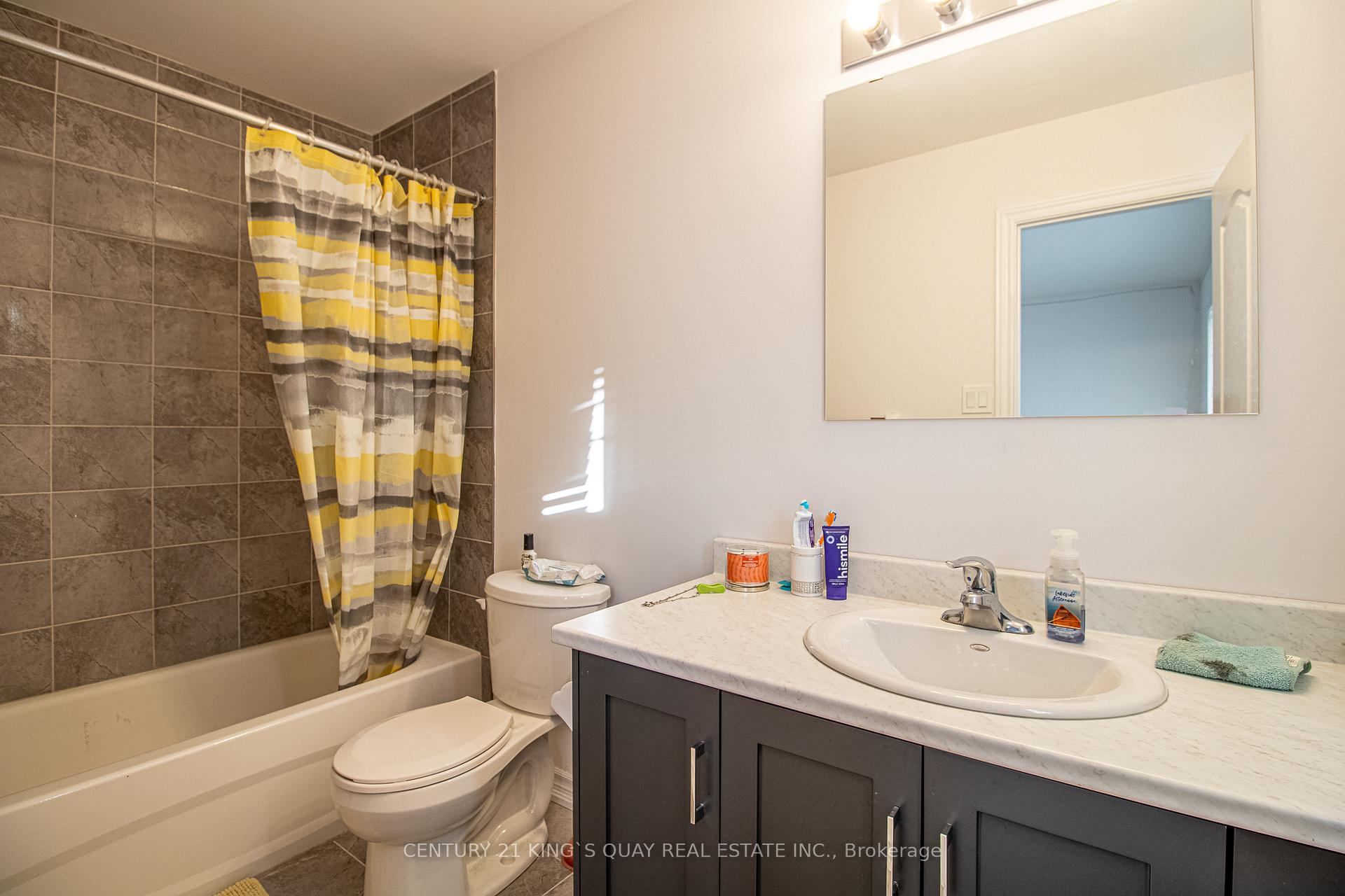 Photo 21 of 45 Elsegood Drive, Guelph, Village By The Arboretum — HOMEH