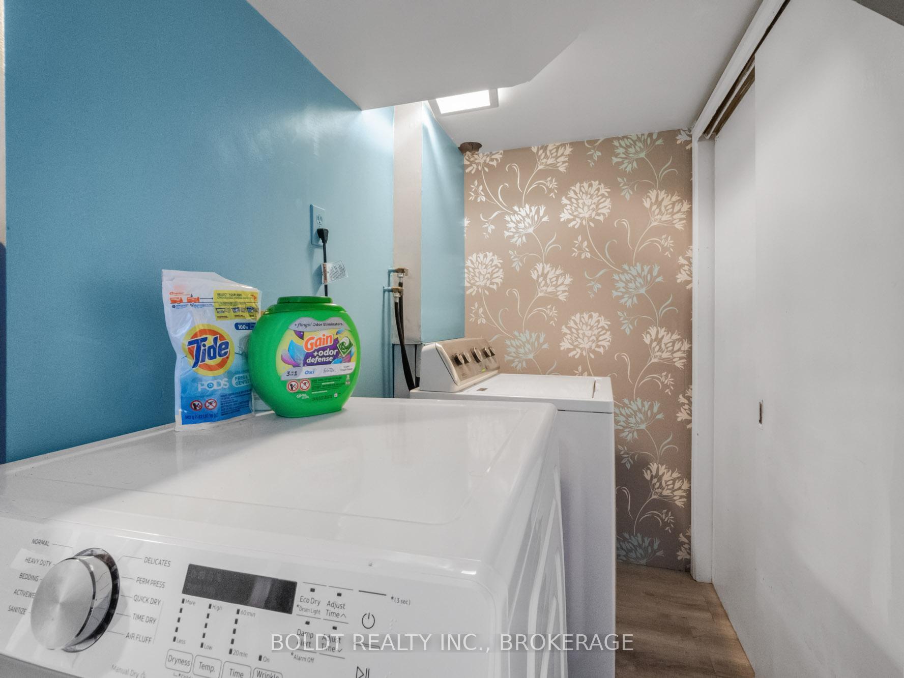 Photo 15 of 11 Edward Avenue, St. Catharines, Vine/Linwell — HOMEH