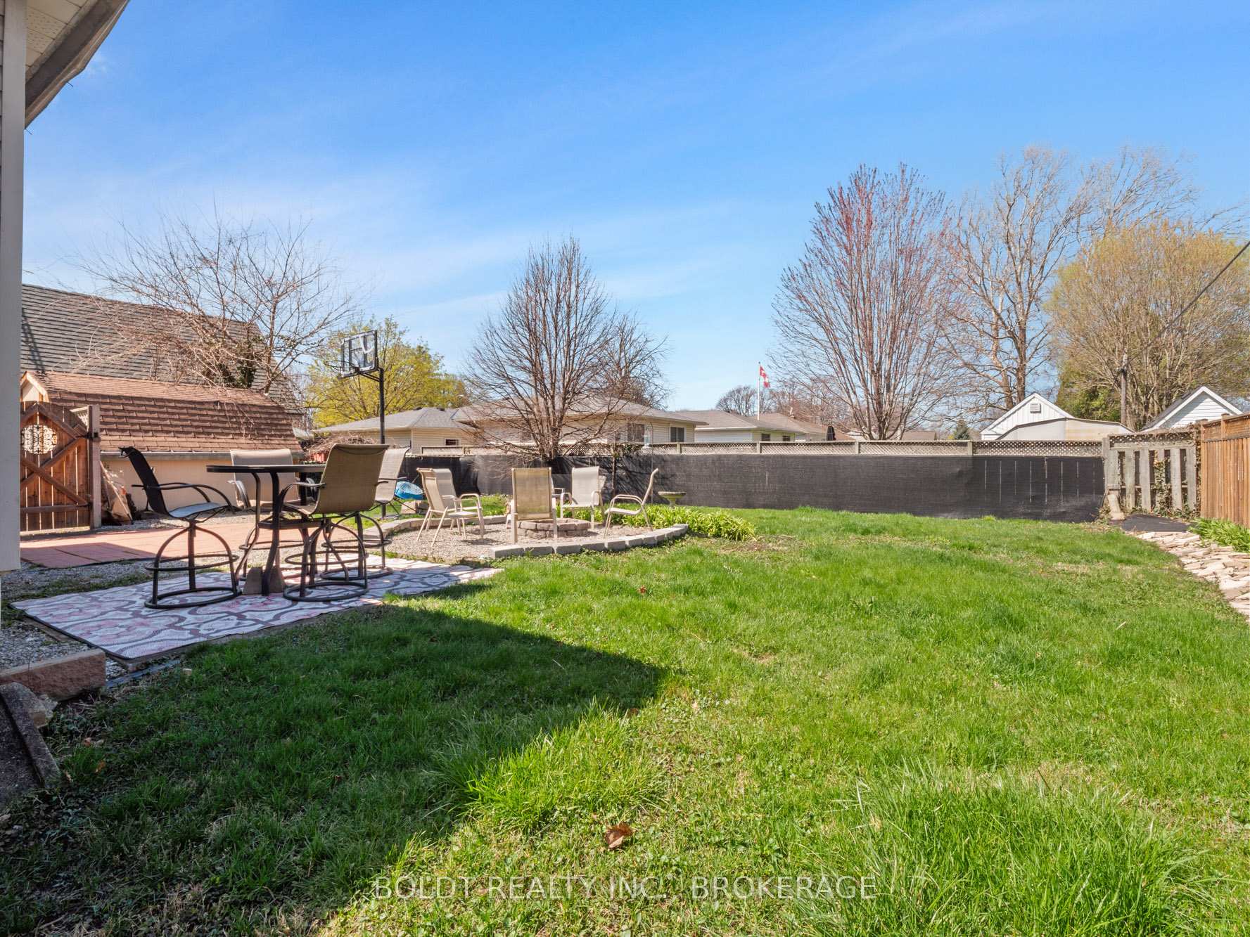 Photo 24 of 11 Edward Avenue, St. Catharines, Vine/Linwell — HOMEH