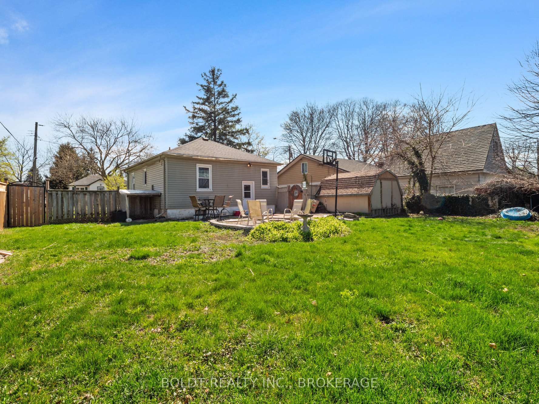 Photo 26 of 11 Edward Avenue, St. Catharines, Vine/Linwell — HOMEH