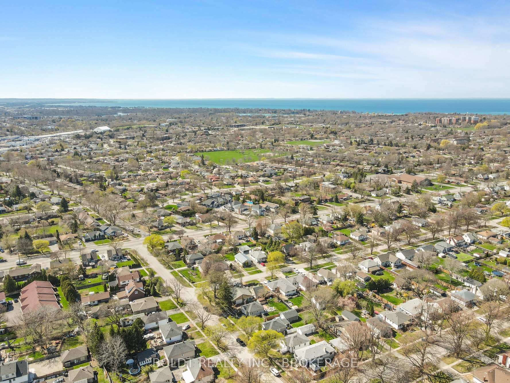 Photo 27 of 11 Edward Avenue, St. Catharines, Vine/Linwell — HOMEH