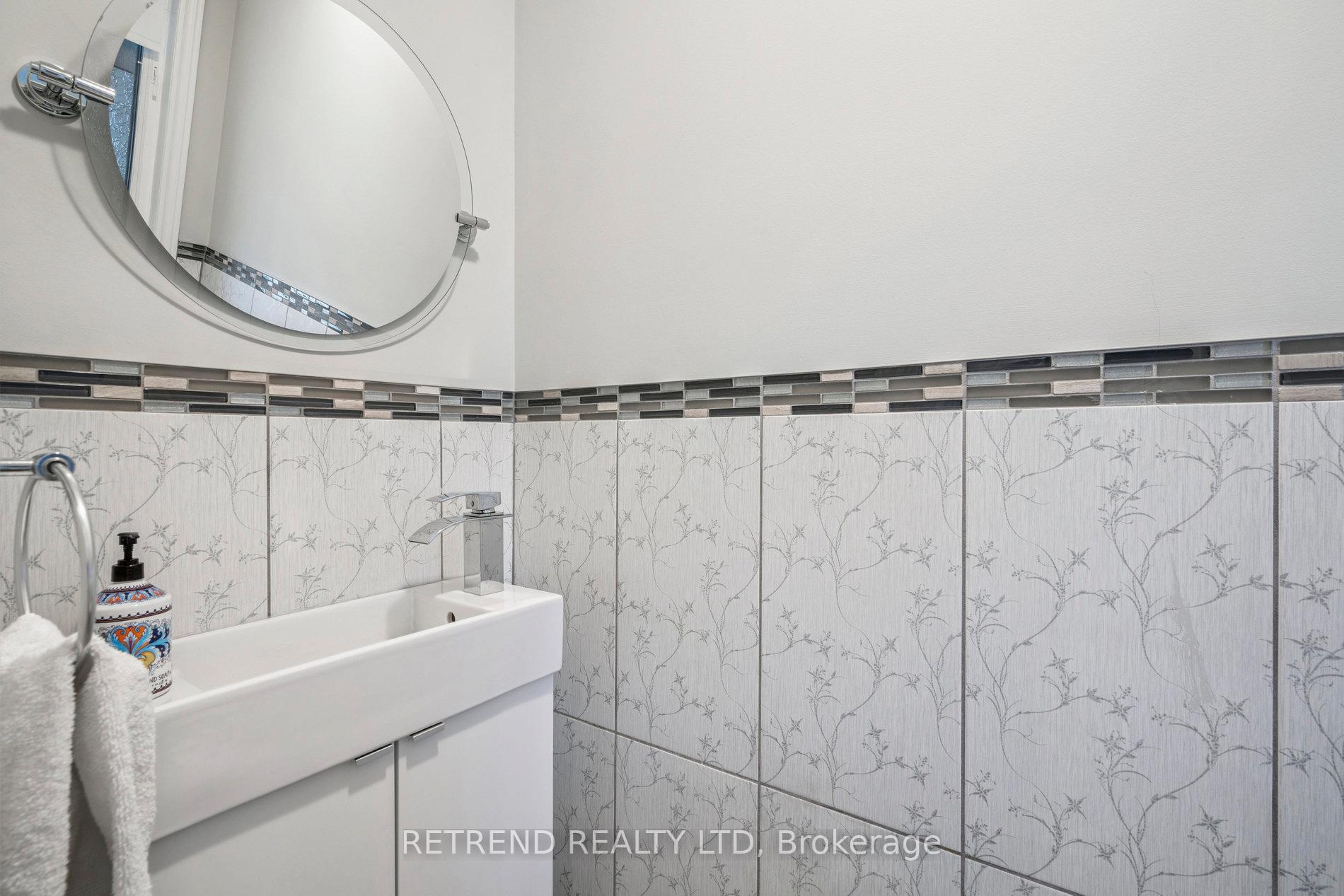 Photo 14 of 48 Gauguin Avenue, Vaughan, Patterson — HOMEH