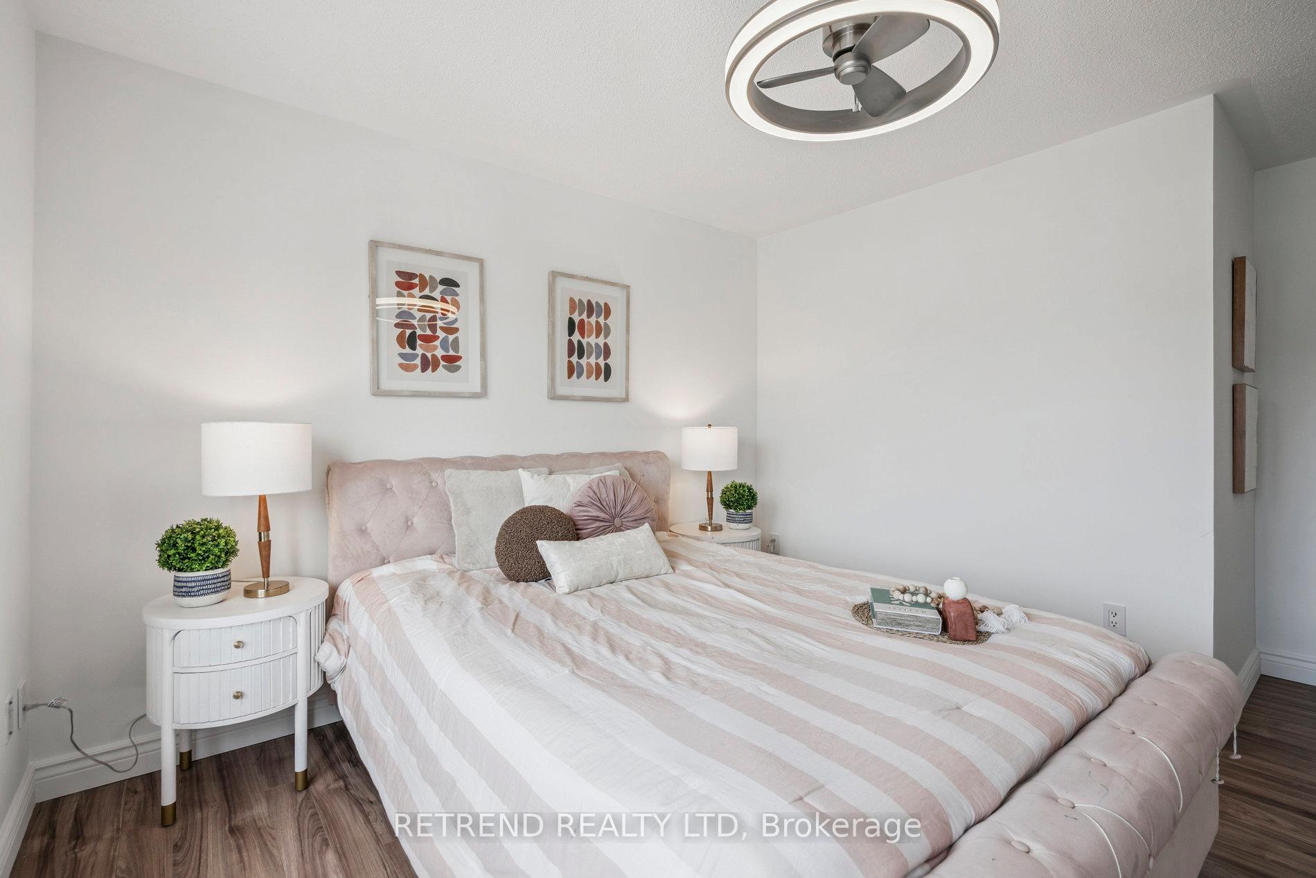 Photo 41 of 48 Gauguin Avenue, Vaughan, Patterson — HOMEH