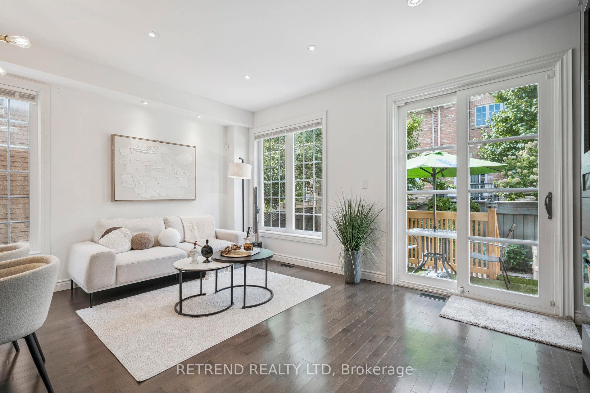 Photo 23 of 48 Gauguin Avenue, Vaughan, Patterson — HOMEH