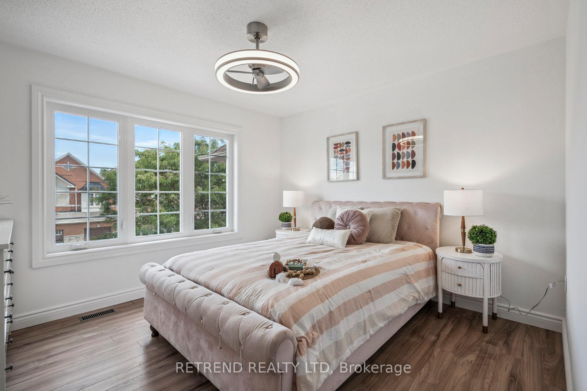 Photo 40 of 48 Gauguin Avenue, Vaughan, Patterson — HOMEH