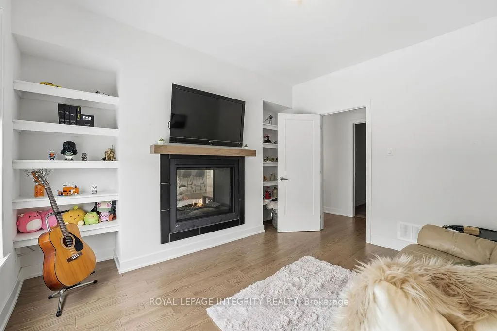 Photo 8 of 207 Osterley Way, Ottawa, Stittsville (South) — HOMEH