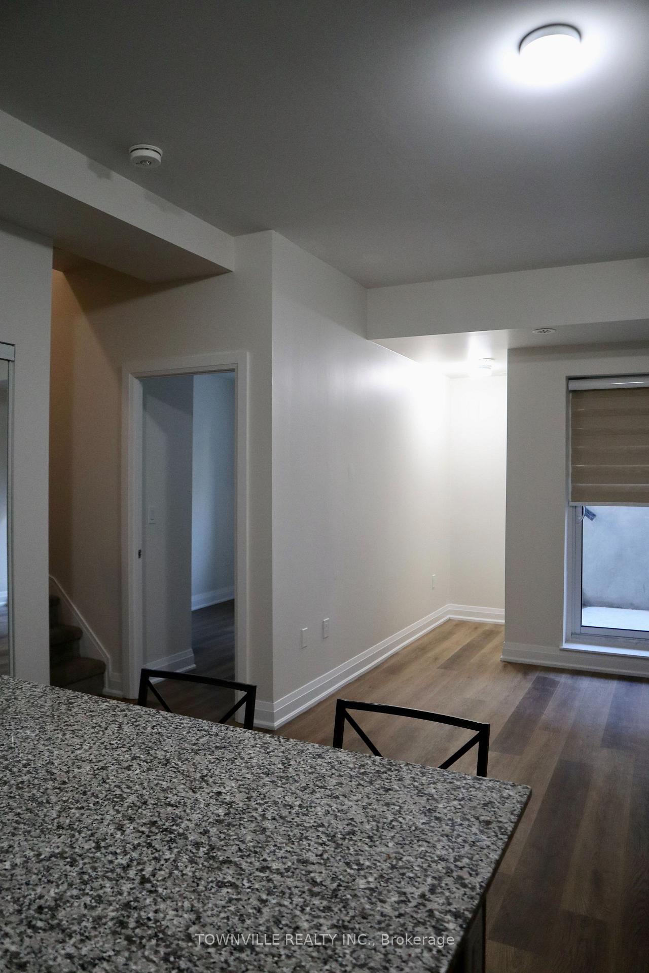 Photo 6 of Unit B1002, 5279 Highway 7 Road, Vaughan, Vaughan Grove — HOMEH