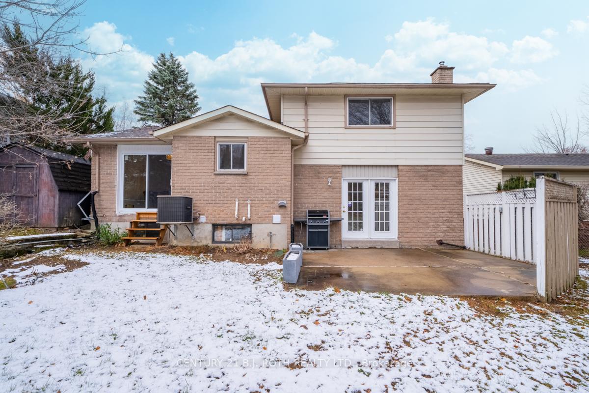 Photo 5 of 43 Shoreview Drive, Barrie, 400 East — HOMEH