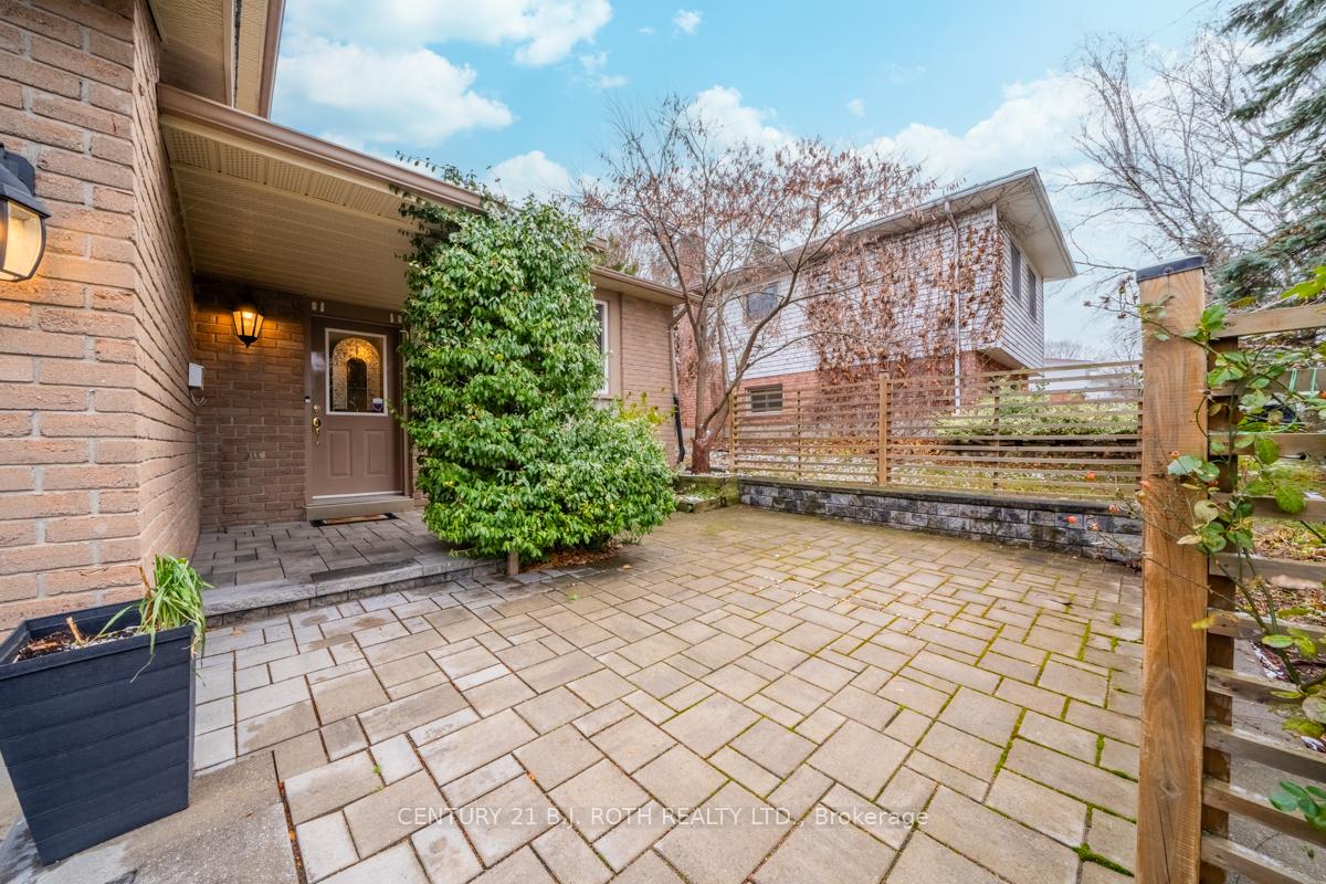 Photo 8 of 43 Shoreview Drive, Barrie, 400 East — HOMEH