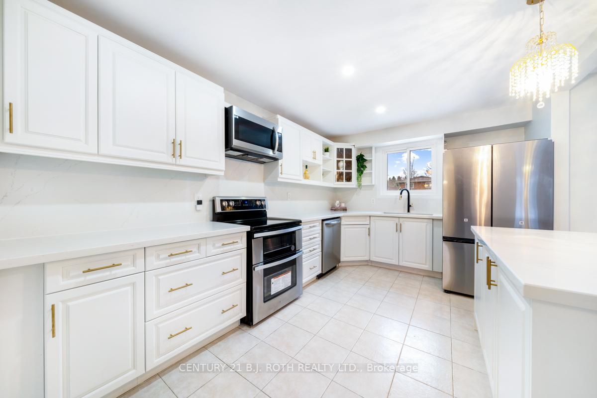 Photo 15 of 43 Shoreview Drive, Barrie, 400 East — HOMEH
