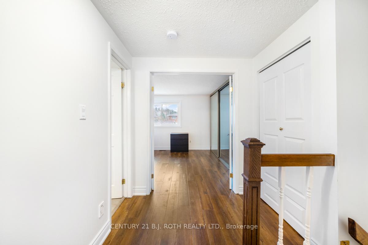 Photo 23 of 43 Shoreview Drive, Barrie, 400 East — HOMEH