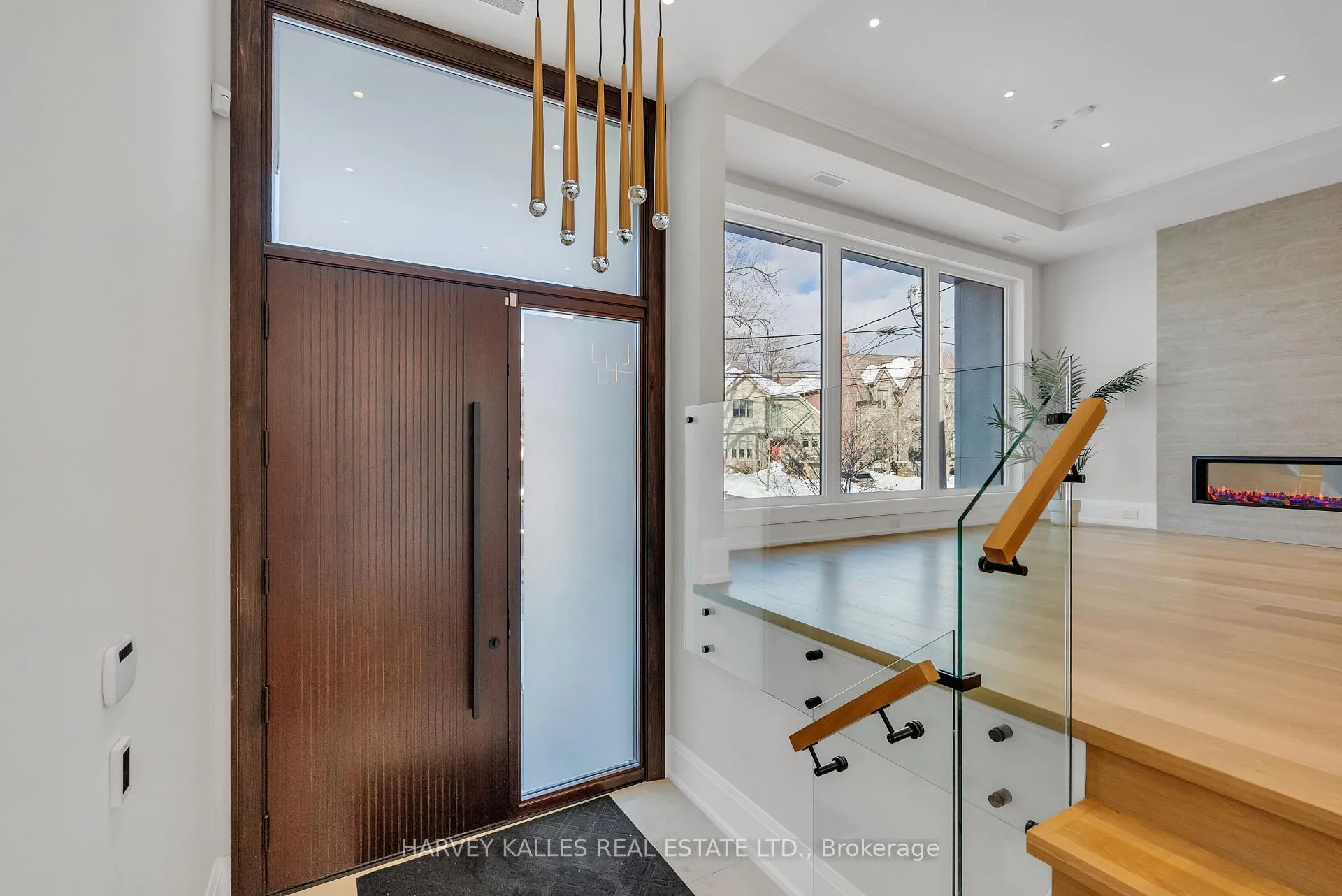 Photo 5 of 127 Joicey Boulevard, Toronto, Bedford Park-Nortown — HOMEH