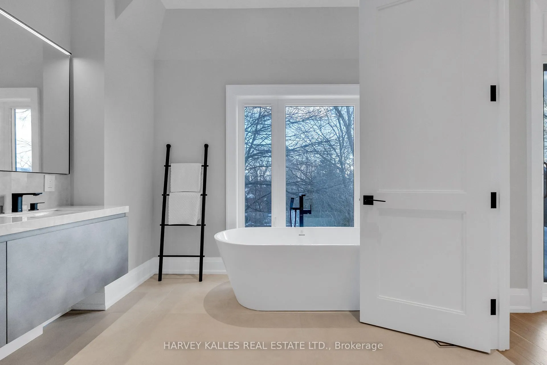 Photo 30 of 127 Joicey Boulevard, Toronto, Bedford Park-Nortown — HOMEH