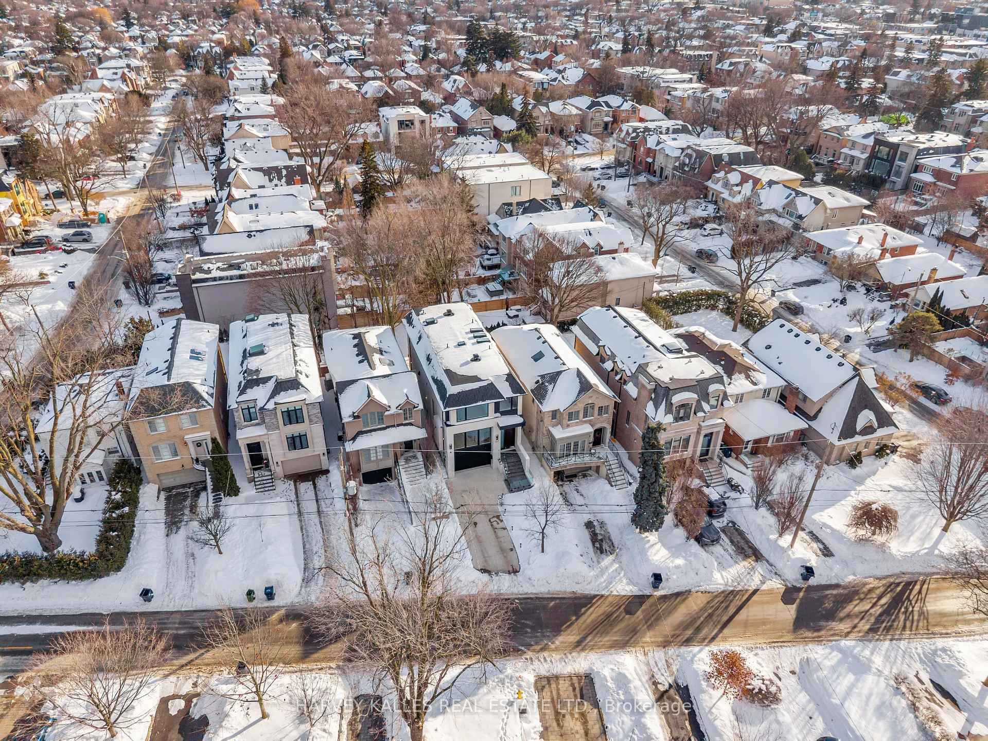 Photo 50 of 127 Joicey Boulevard, Toronto, Bedford Park-Nortown — HOMEH