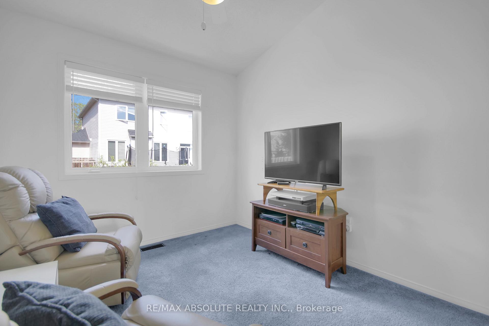Photo 9 of 9 Camberley Street, Ottawa, Barrhaven East — HOMEH