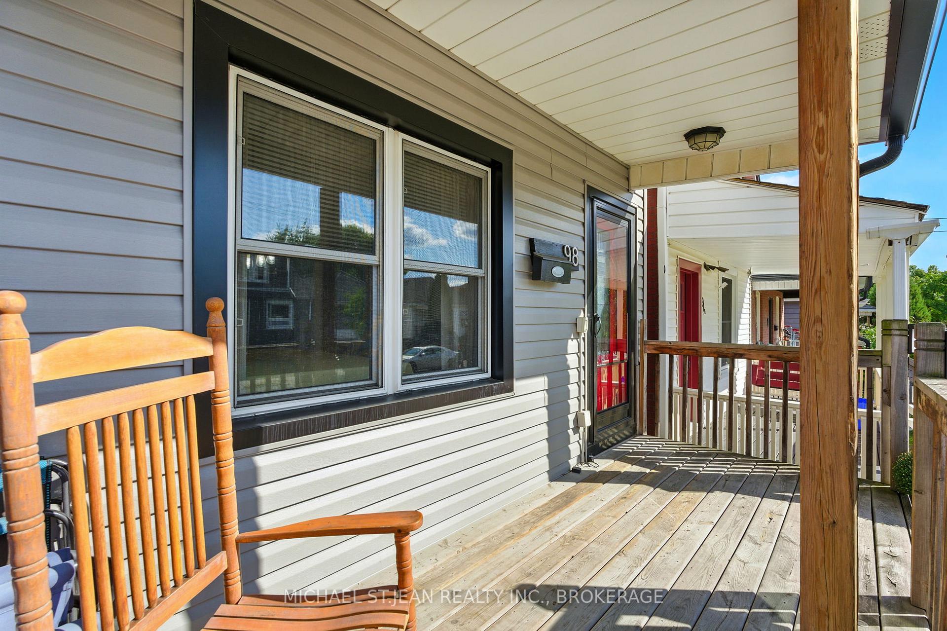 Photo 24 of 98 Tuxedo Avenue N, Hamilton, Crown Point — HOMEH