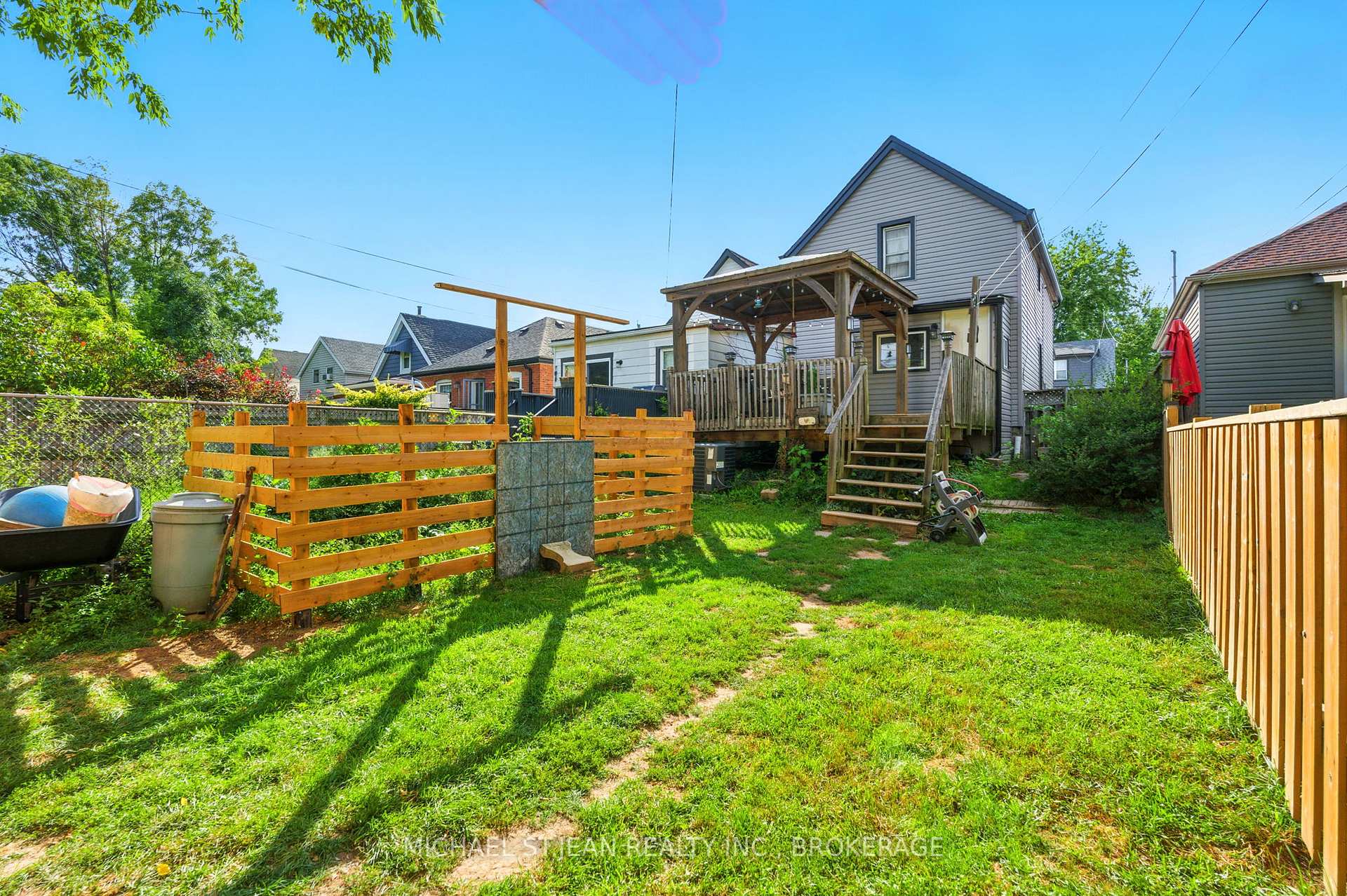 Photo 60 of 98 Tuxedo Avenue N, Hamilton, Crown Point — HOMEH