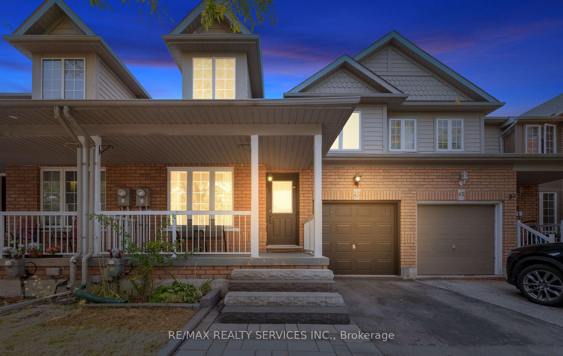 Photo 2 of 45 Heartleaf Crescent, Brampton, Fletcher's Meadow — HOMEH