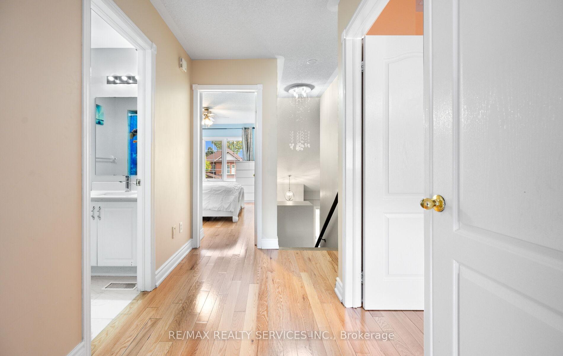 Photo 24 of 45 Heartleaf Crescent, Brampton, Fletcher's Meadow — HOMEH