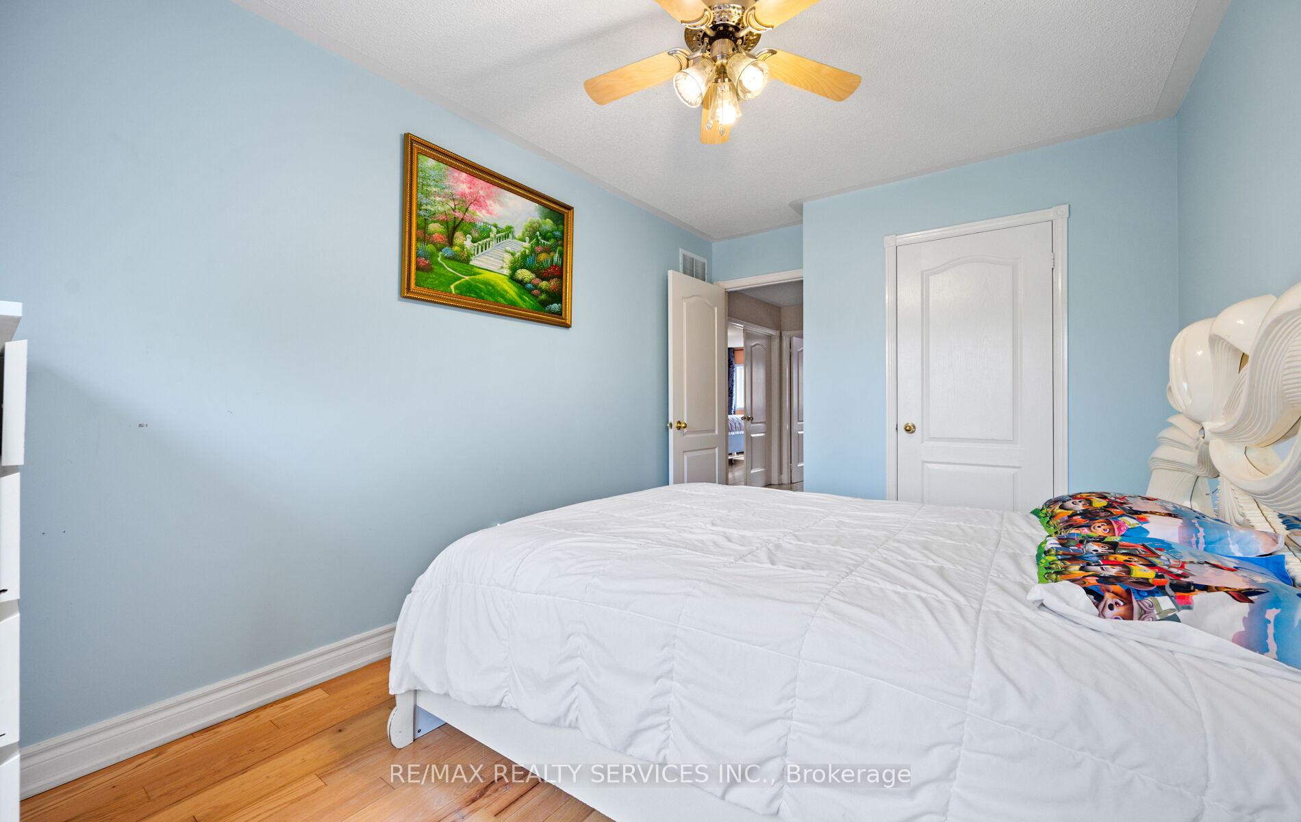 Photo 34 of 45 Heartleaf Crescent, Brampton, Fletcher's Meadow — HOMEH