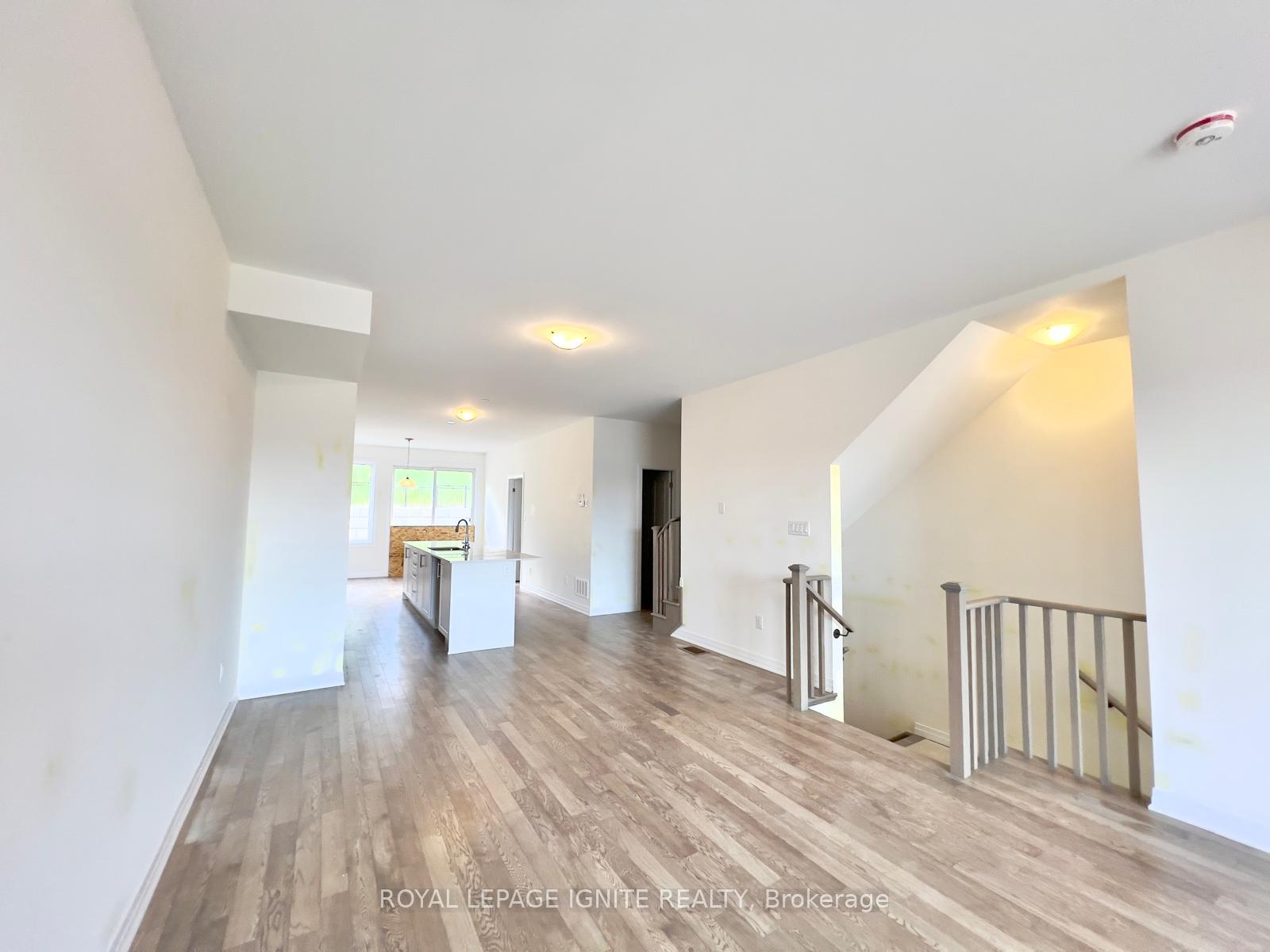 Photo 30 of 522 Hudson Crescent, Midland — HOMEH