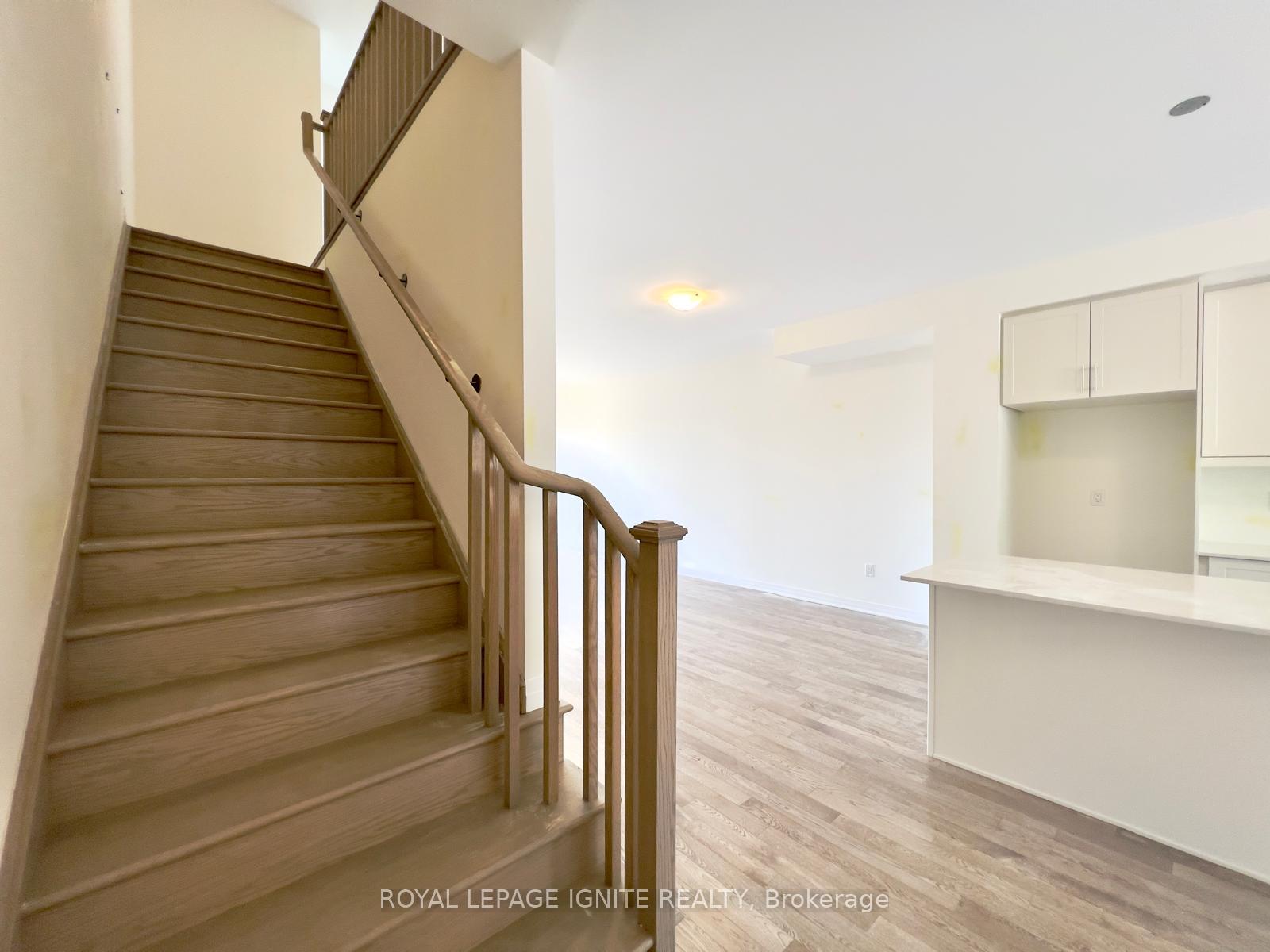 Photo 36 of 522 Hudson Crescent, Midland — HOMEH
