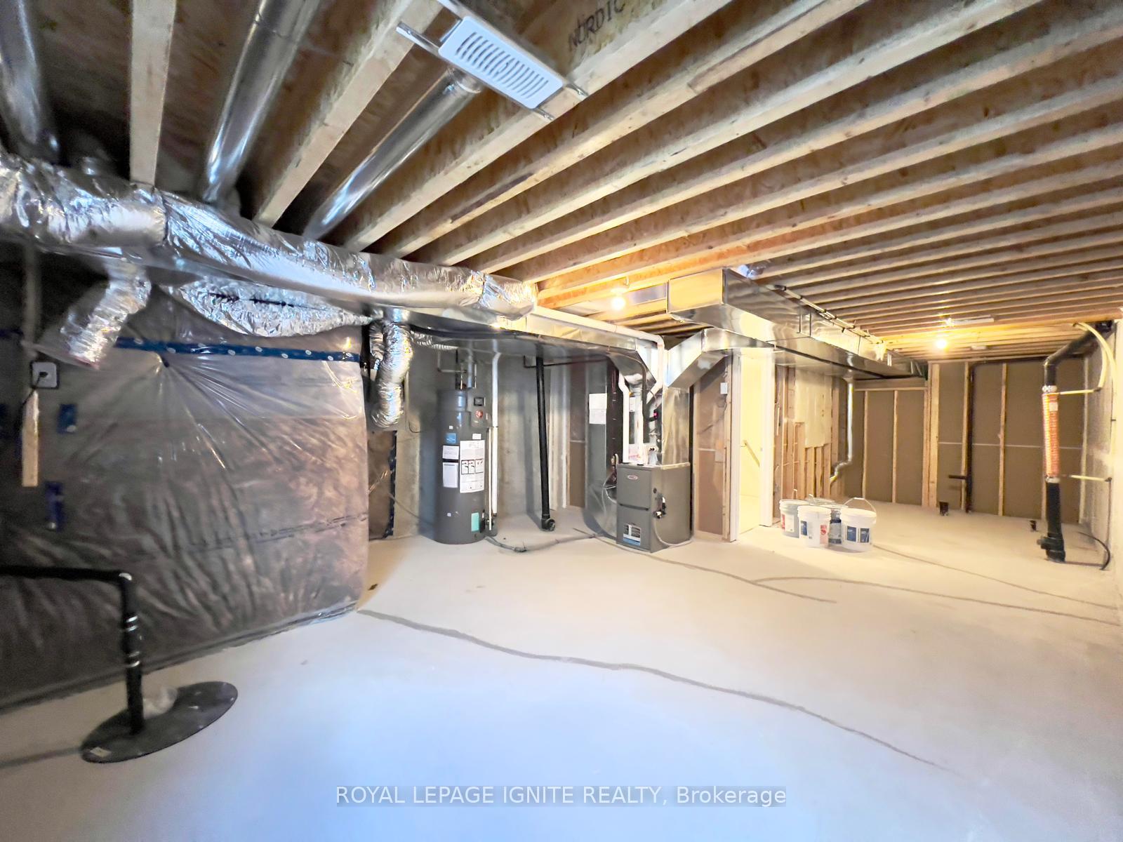 Photo 56 of 522 Hudson Crescent, Midland — HOMEH