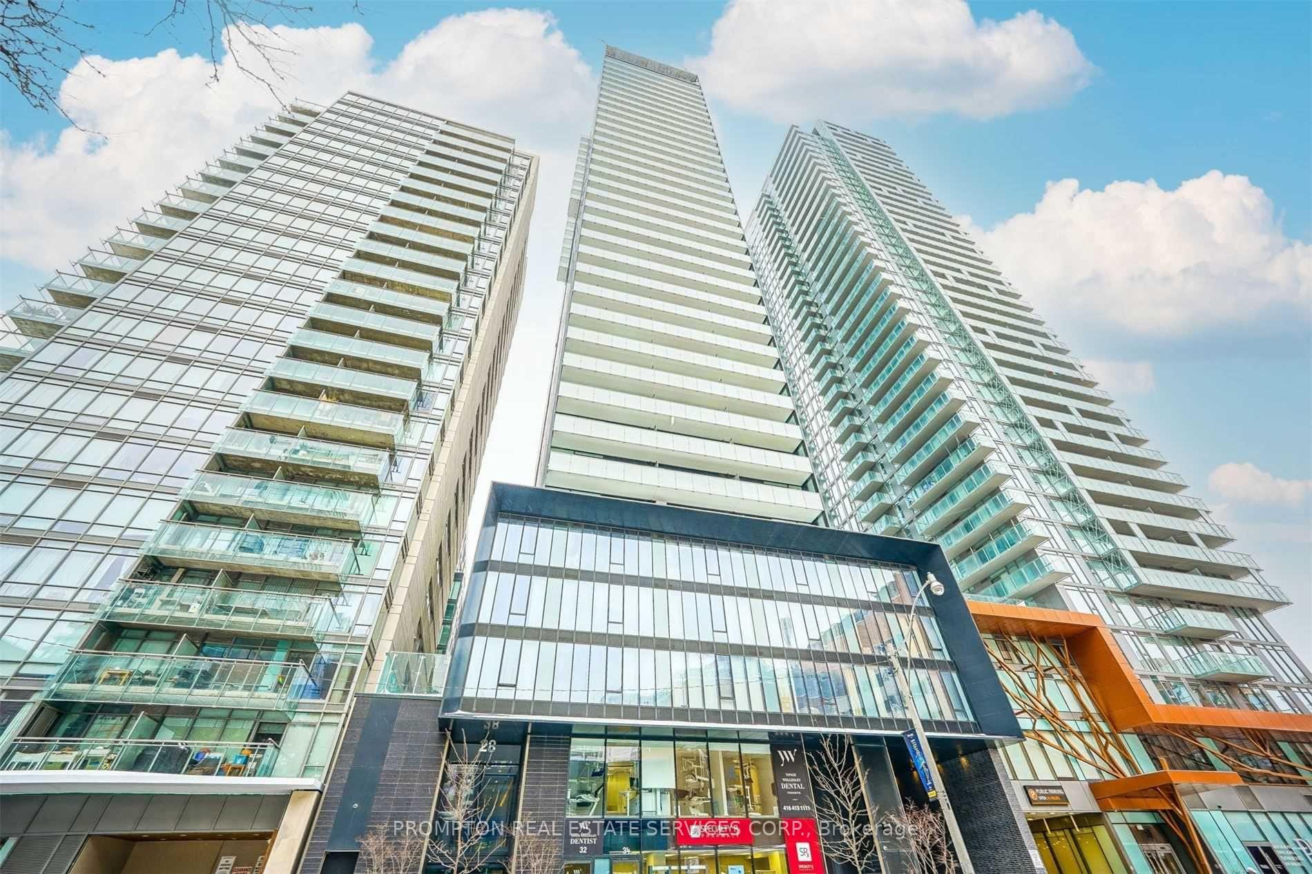 Front of Unit 1805, 28 wellesley Street E