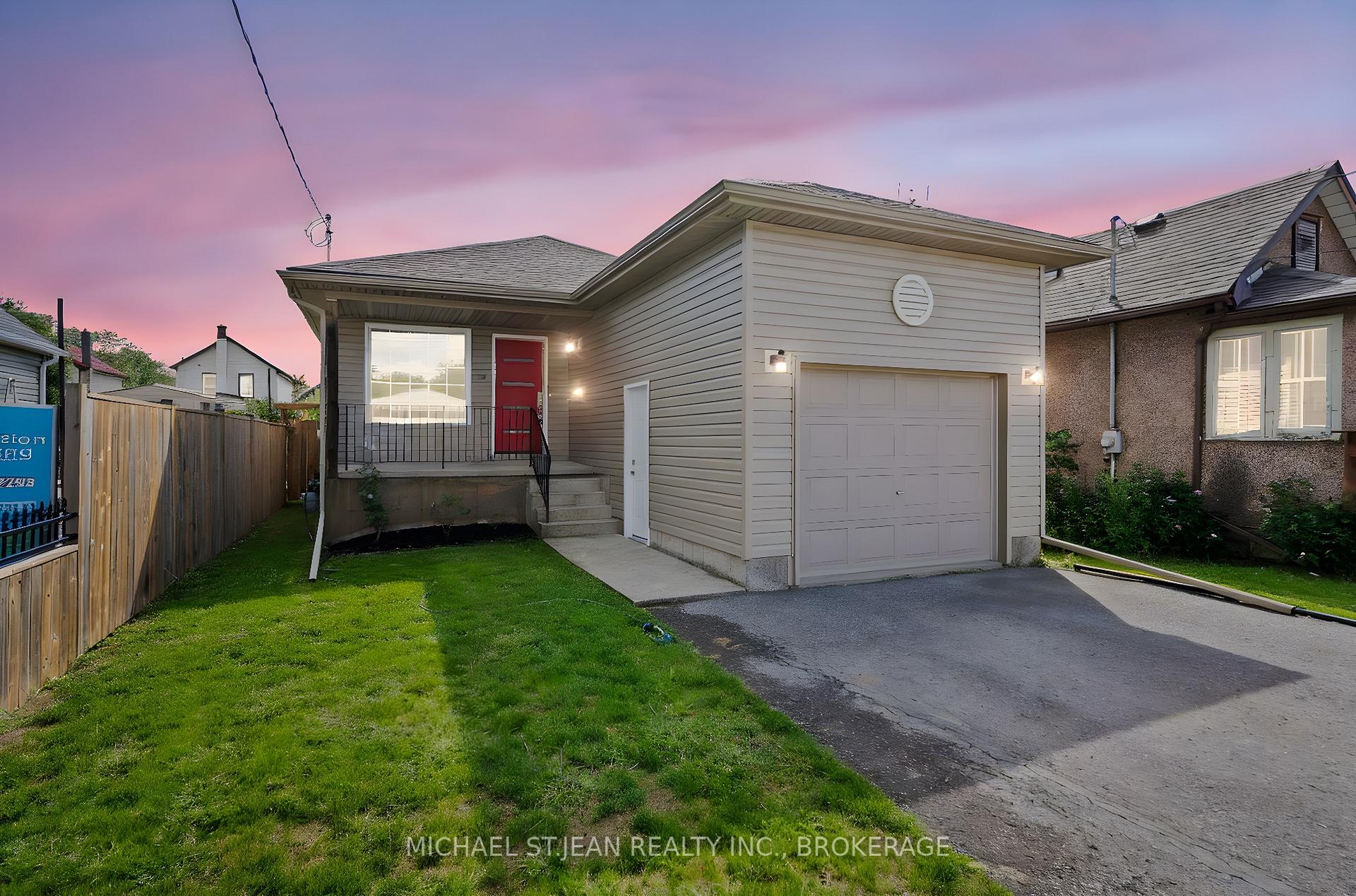 Photo 1 of 27 Deere Street, Welland, Lincoln/Crowland — HOMEH