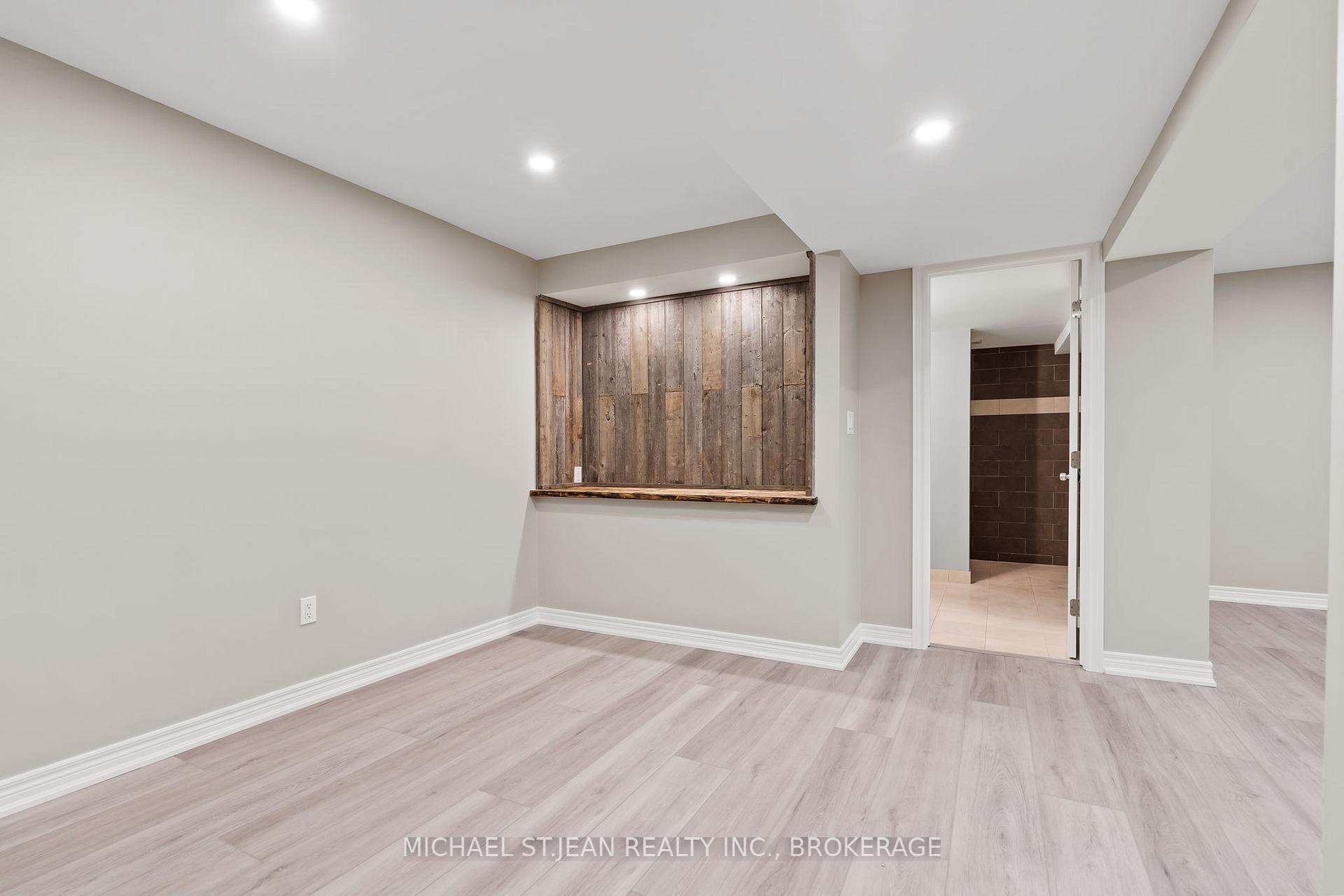 Photo 19 of 27 Deere Street, Welland, Lincoln/Crowland — HOMEH