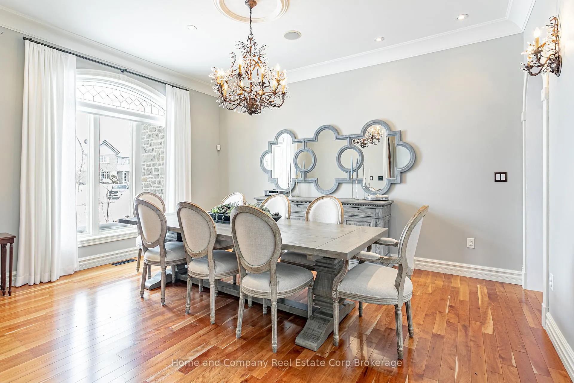 Photo 5 of 17 Sir Adam Beck Road, Stratford — HOMEH