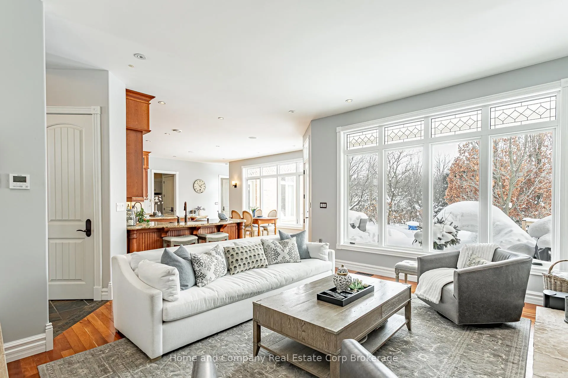 Photo 10 of 17 Sir Adam Beck Road, Stratford — HOMEH