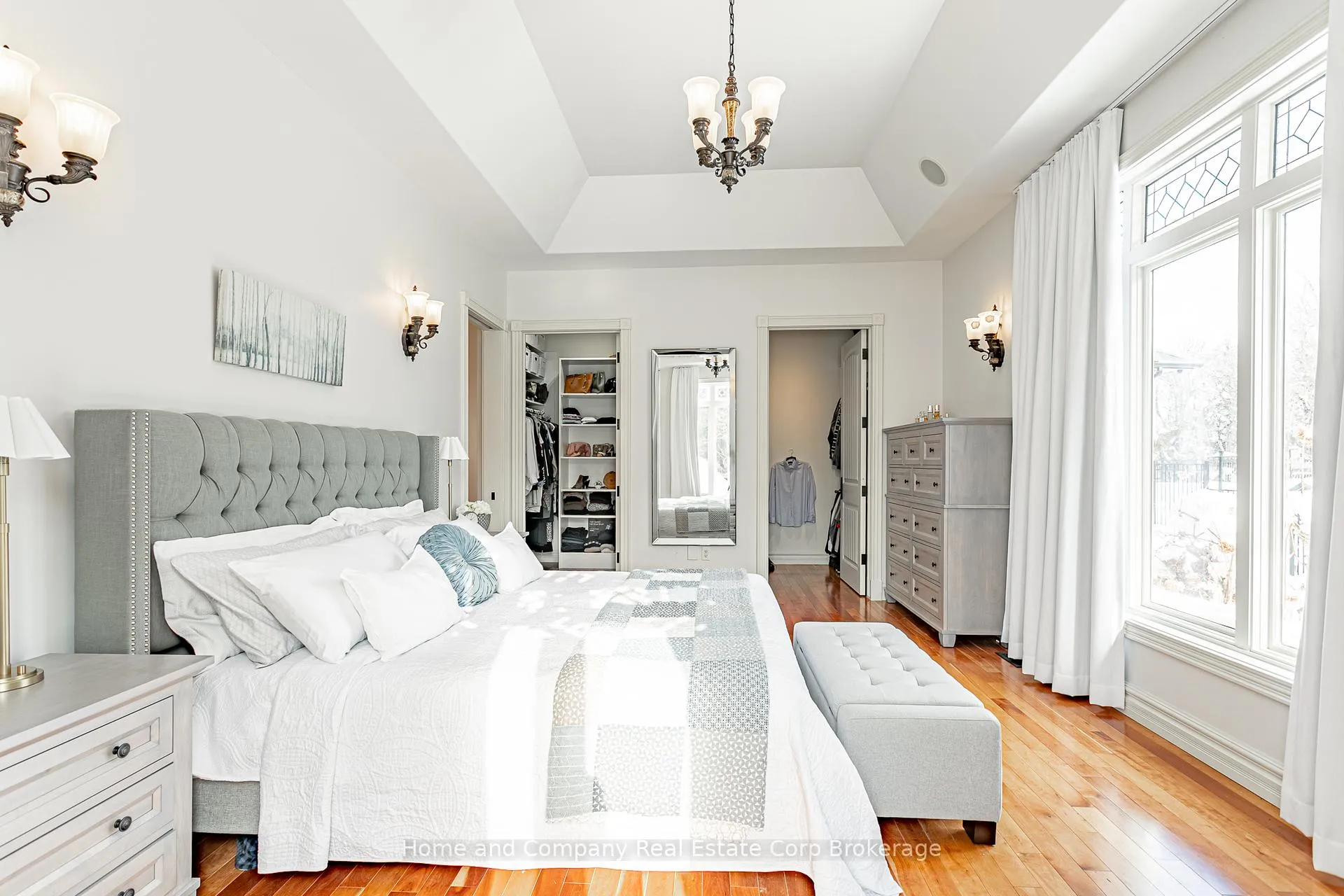 Photo 19 of 17 Sir Adam Beck Road, Stratford — HOMEH