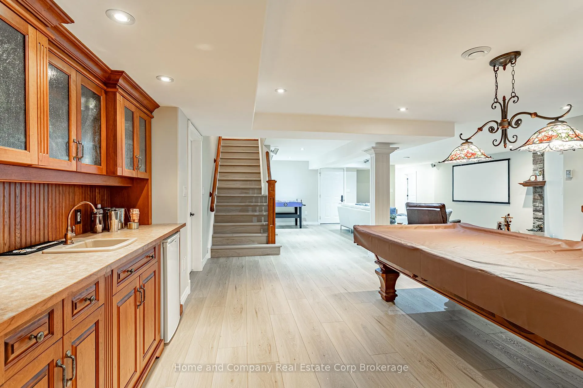 Photo 23 of 17 Sir Adam Beck Road, Stratford — HOMEH