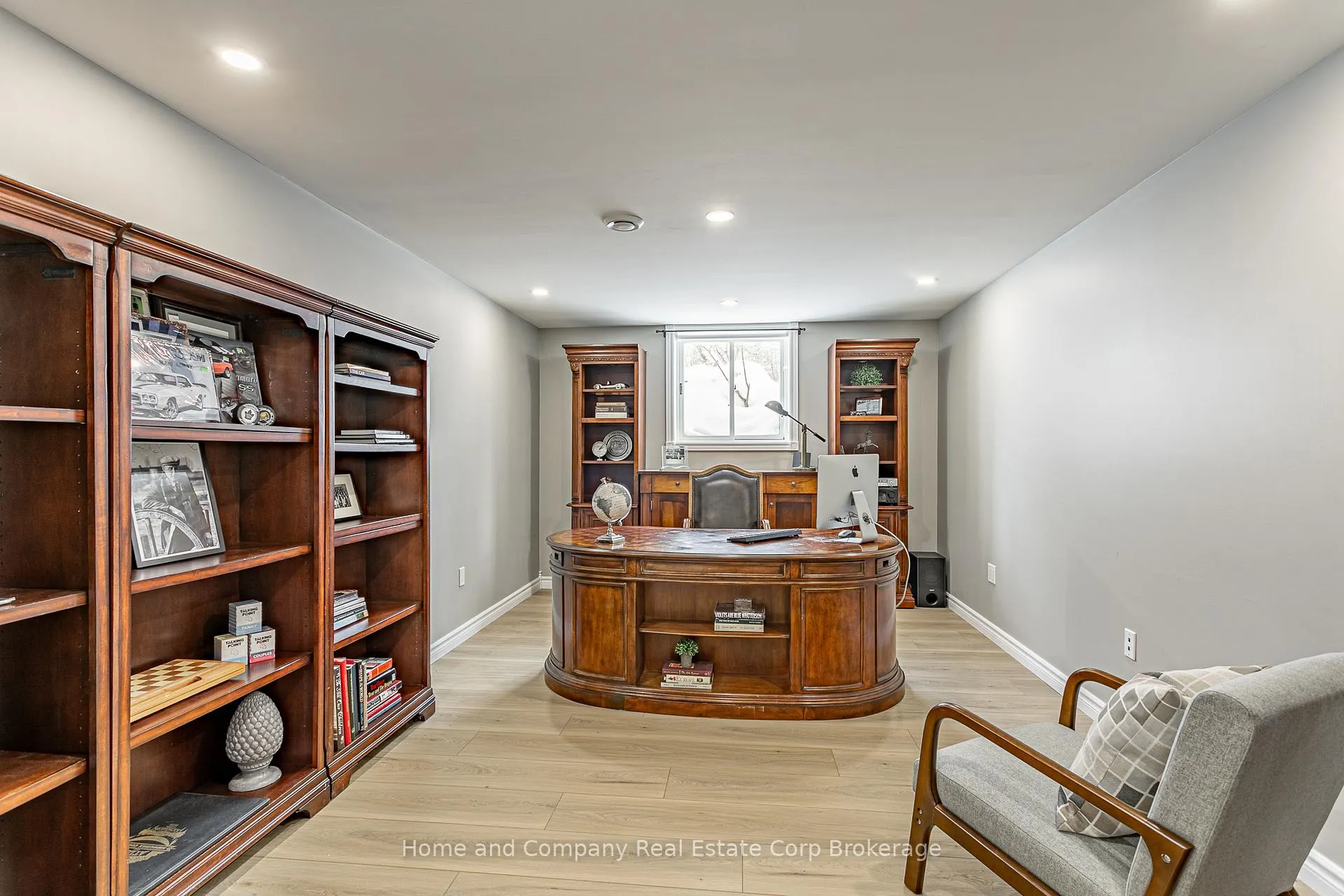 Photo 25 of 17 Sir Adam Beck Road, Stratford — HOMEH