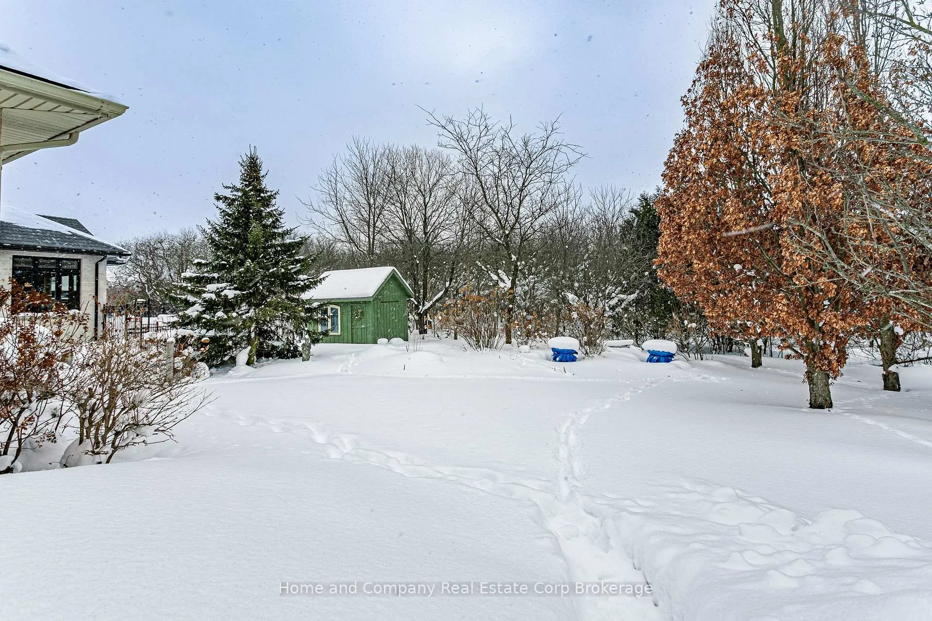 Photo 34 of 17 Sir Adam Beck Road, Stratford — HOMEH