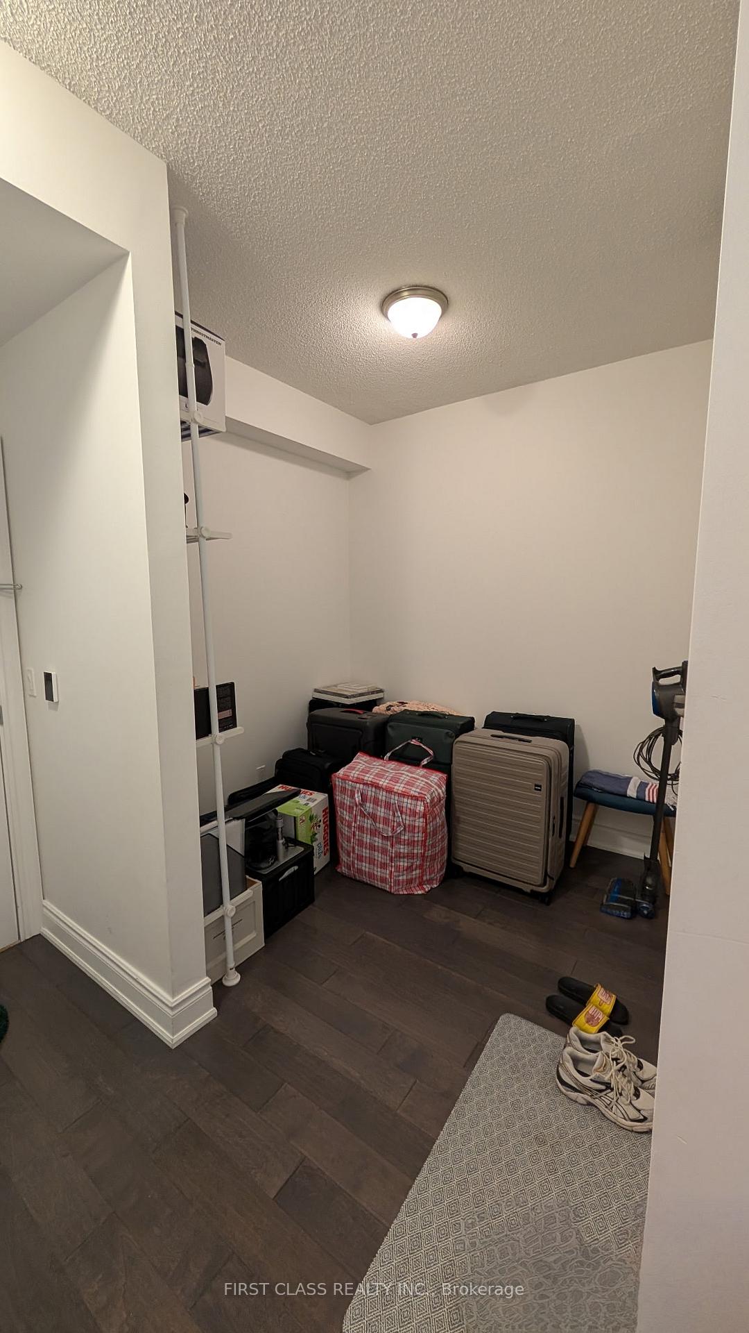 Photo 5 of Unit 509, 33 Clegg Road, Markham, Unionville — HOMEH
