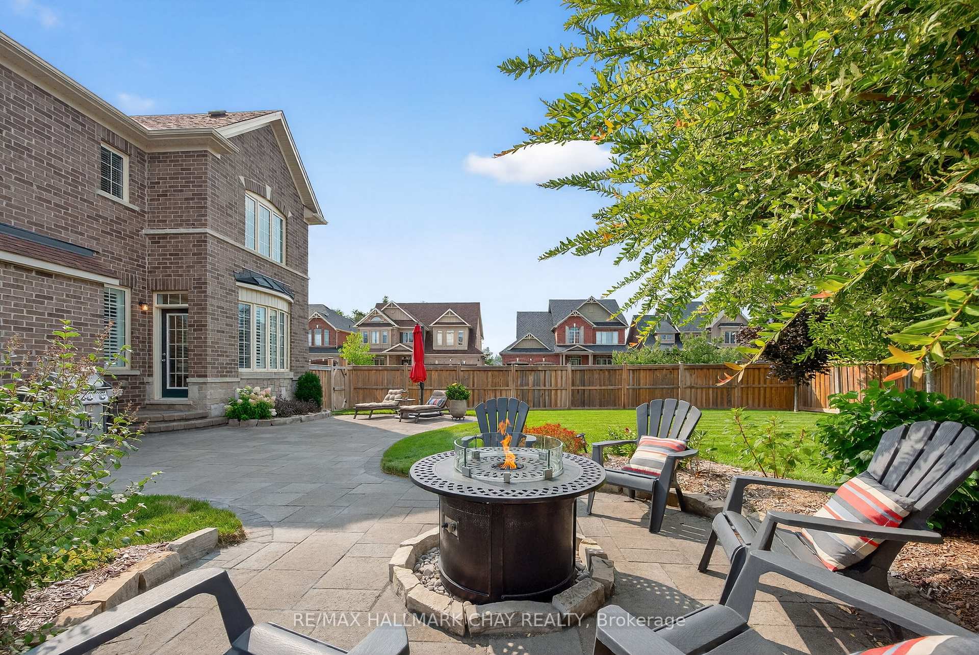 Photo 2 of 16 Walker Lane, Springwater, Centre Vespra — HOMEH