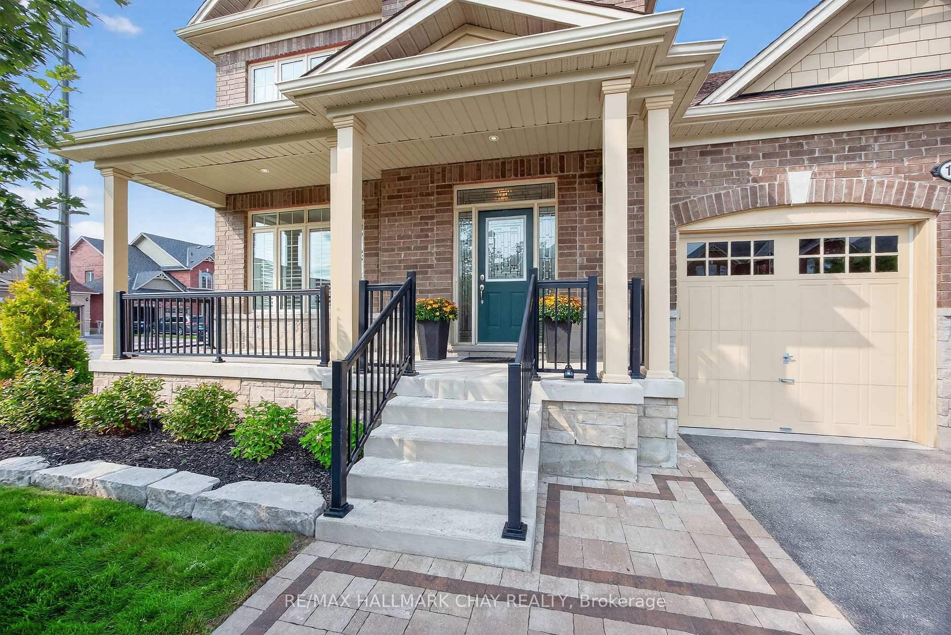 Photo 3 of 16 Walker Lane, Springwater, Centre Vespra — HOMEH