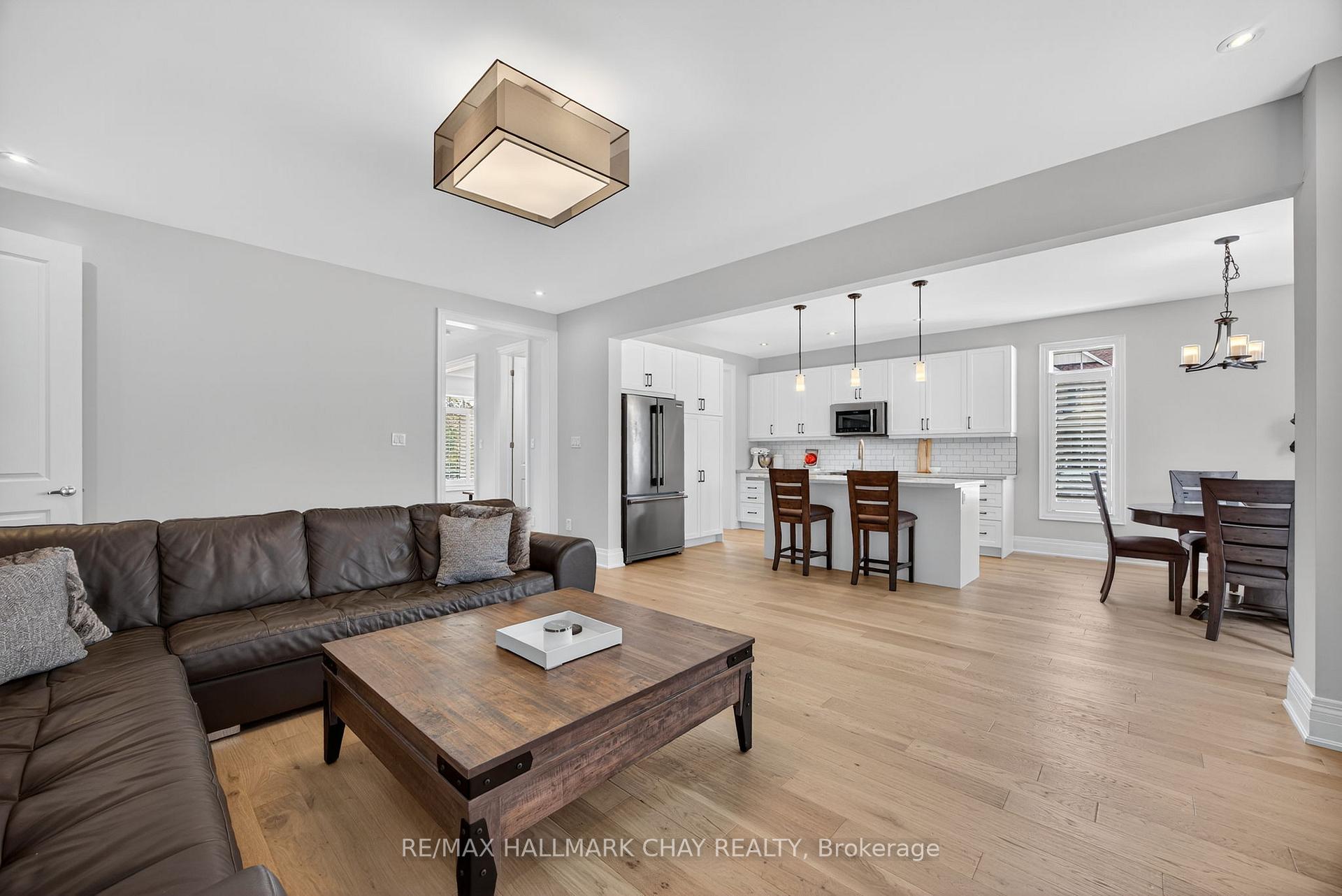 Photo 12 of 16 Walker Lane, Springwater, Centre Vespra — HOMEH